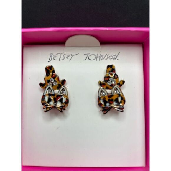 NWT Betsey Johnson Leopard "Mini Critters" Drop Dangle Cat Earrings in Gift Box - Picture 3 of 4